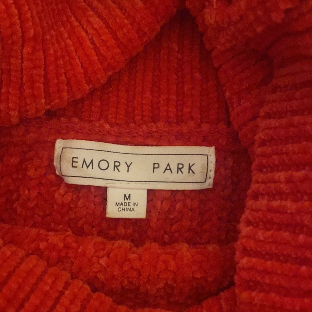Red Ruby And Jenna Cropped Turtleneck Sweater Siz… - image 3